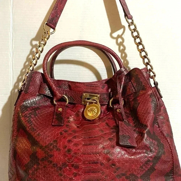 Michael kors burgundy Hamilton Python leather crossbody handbag - Picture 4 of 10